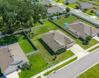 5025 Ne 15th Place - Photo Thumbnail 6
