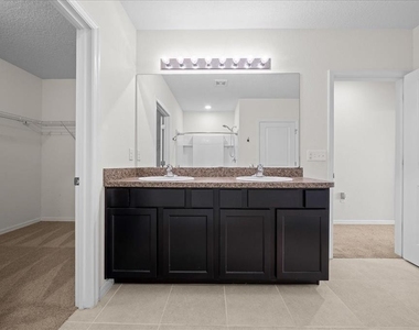 5025 Ne 15th Place - Photo Thumbnail 34