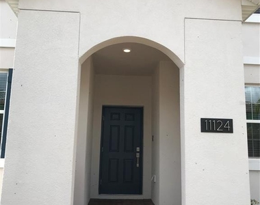 11124 Longleaf Woods Drive - Photo Thumbnail 1