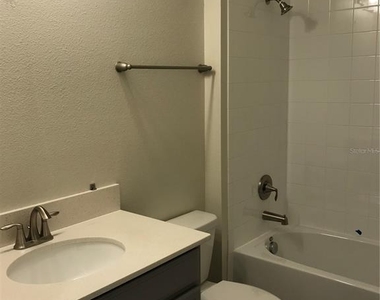 11124 Longleaf Woods Drive - Photo Thumbnail 11