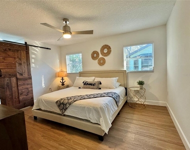 3409 45th Street W - Photo Thumbnail 7