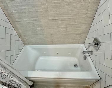 3409 45th Street W - Photo Thumbnail 52