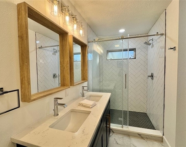 3409 45th Street W - Photo Thumbnail 15
