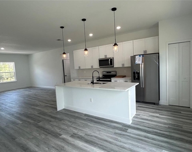 17145 Sw 44th Circle - Photo Thumbnail 12