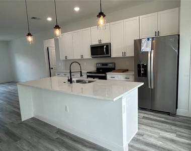 17145 Sw 44th Circle - Photo Thumbnail 14