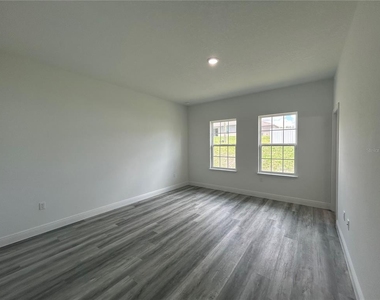 17145 Sw 44th Circle - Photo Thumbnail 17