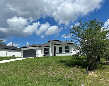 17145 Sw 44th Circle - Photo Thumbnail 3