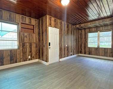 126 Palm Drive - Photo Thumbnail 10