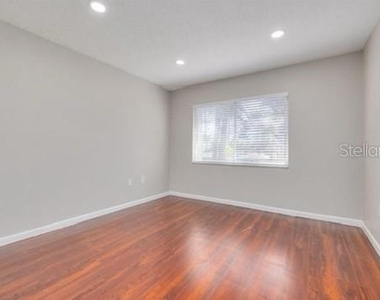 334 48th Avenue N - Photo Thumbnail 12