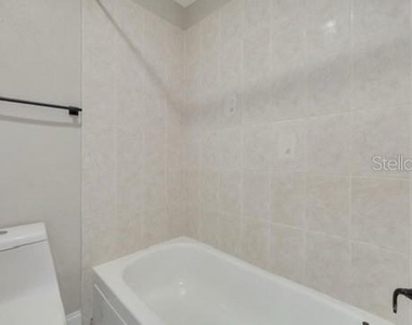 334 48th Avenue N - Photo Thumbnail 10