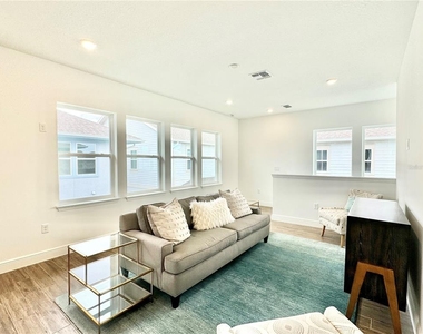 13442 Leggett Alley - Photo Thumbnail 6