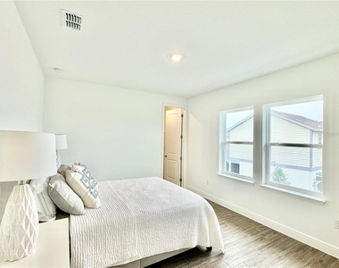 13442 Leggett Alley - Photo Thumbnail 20