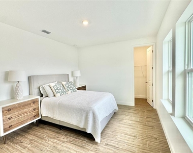 13442 Leggett Alley - Photo Thumbnail 21