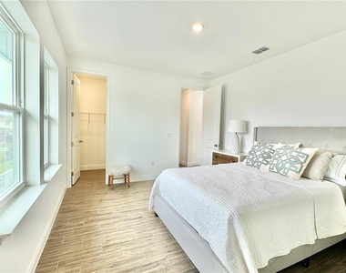 13442 Leggett Alley - Photo Thumbnail 24
