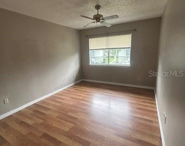 4403 Prairie Court - Photo Thumbnail 11