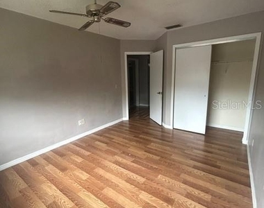 4403 Prairie Court - Photo Thumbnail 9