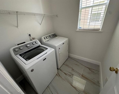 844 Spring Oak Circle - Photo Thumbnail 23