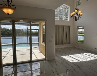 844 Spring Oak Circle - Photo Thumbnail 4