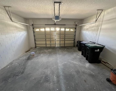 844 Spring Oak Circle - Photo Thumbnail 25