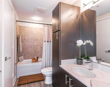 415-3 E Pine Street - Photo Thumbnail 11