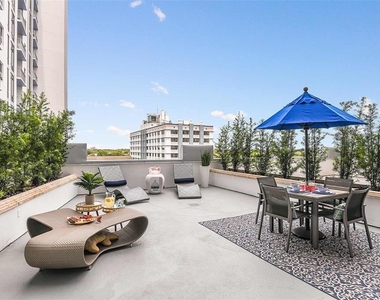 415-3 E Pine Street - Photo Thumbnail 6
