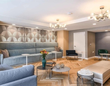 415-3 E Pine Street - Photo Thumbnail 3