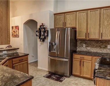 1521 Echo Lake Court - Photo Thumbnail 5