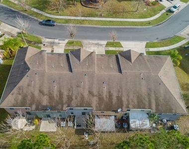 2720 Merrieweather Lane - Photo Thumbnail 25