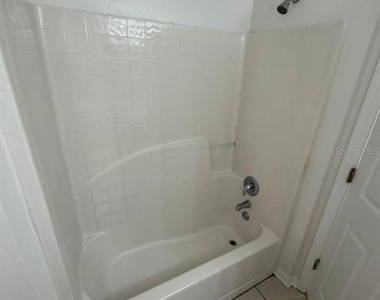 2720 Merrieweather Lane - Photo Thumbnail 14