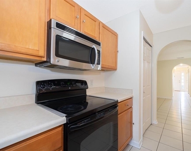 2720 Merrieweather Lane - Photo Thumbnail 21