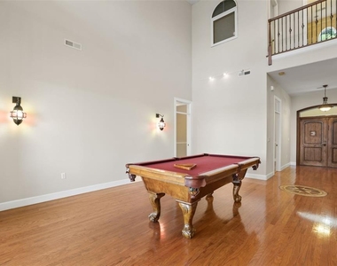 5554 Palm Lake Circle - Photo Thumbnail 11