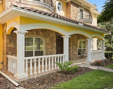 5554 Palm Lake Circle - Photo Thumbnail 2
