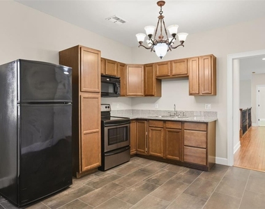 5554 Palm Lake Circle - Photo Thumbnail 46