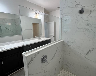 2980 Scarlett Drive - Photo Thumbnail 16