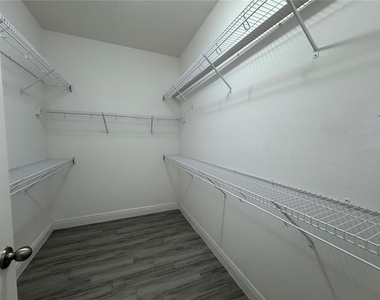 2980 Scarlett Drive - Photo Thumbnail 17