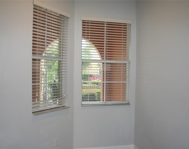 3939 Cesare Street - Photo Thumbnail 11
