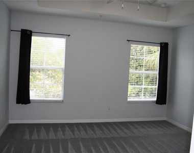 3939 Cesare Street - Photo Thumbnail 5