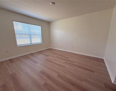 308 Sofia Lane - Photo Thumbnail 23