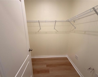308 Sofia Lane - Photo Thumbnail 20