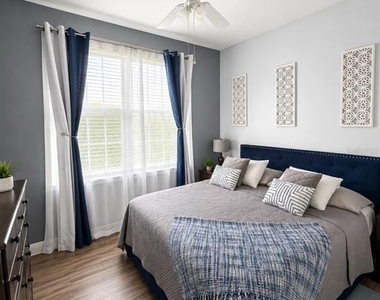 322 Terrace Ridge Circle - Photo Thumbnail 12