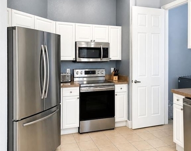 322 Terrace Ridge Circle - Photo Thumbnail 2
