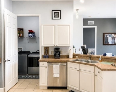 322 Terrace Ridge Circle - Photo Thumbnail 3
