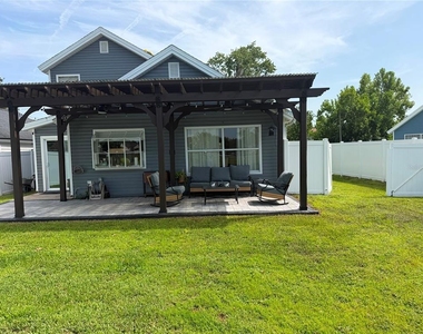 9924 Surrey Ridge Road - Photo Thumbnail 16