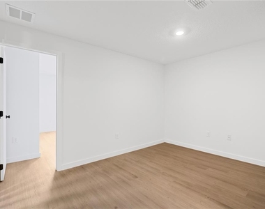 3261 Tranquil Trail - Photo Thumbnail 17