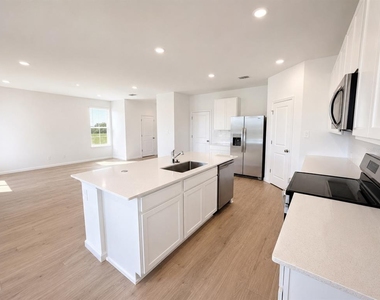 3055 Granite Ridge Avenue - Photo Thumbnail 2