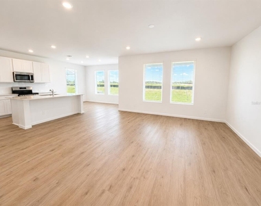3055 Granite Ridge Avenue - Photo Thumbnail 6