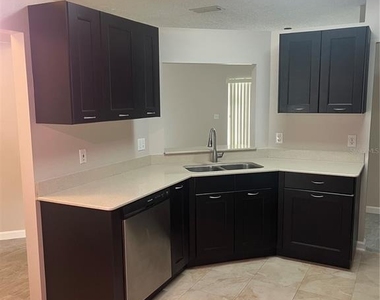 1116 Jessamine Lake Court - Photo Thumbnail 17