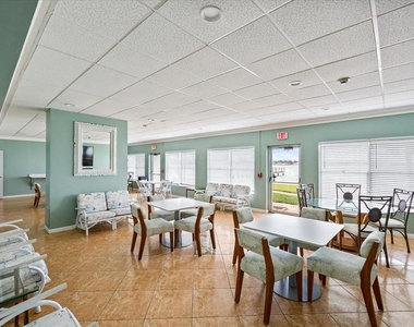 7200 Sunshine Skyway Lane S - Photo Thumbnail 28