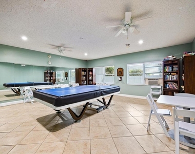 7200 Sunshine Skyway Lane S - Photo Thumbnail 29