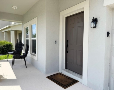 1659 Chatsworth Circle - Photo Thumbnail 1